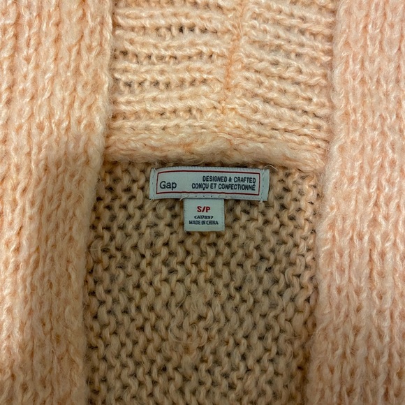 Gap Knit Sweater - Picture 2 of 3